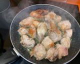 Foto del paso 1 de la receta: Pollo a la cerveza