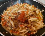 A picture of step 6 of Sweet n’ Spicy Szechuan Stir-Fry.