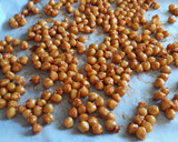 Foto del paso 3 de la receta: Garbanzos crujientes en curry de tomates