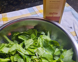 Foto del paso 4 de la receta: Rúcula con ajo picado