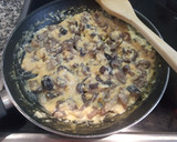Foto del paso 4 de la receta: Revuelto de surtido de setas con cinco variedades