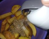 Foto langkah ke 5 dari resep Potato Wedges Air Fryer.
