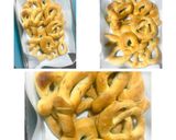 A picture of step 11 of TARALLI or TARALLINI: Italian Fennel Savoury Biscottis/Pretzels.