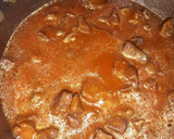 Foto del paso 5 de la receta: Guisado de pavo con tomate