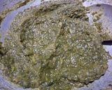 A picture of step 4 of Green pav bhaji.
