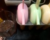 A picture of step 2 of Aam Panna Popsicle.