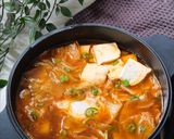Foto langkah ke 6 dari resep Sunbuudijjae - Sup tahu korea.