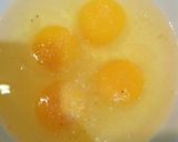 Foto langkah ke 1 dari resep Telor geprek crispy.