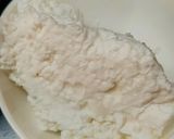 पारंपारिक रोझ रवा केक.. (paramkarik rose rava cake recipe in marathi) रेसिपी स्टेप 1 फोटो 