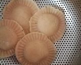A picture of step 18 of Orange flavour sweet & sour soup with besan ravioli.
