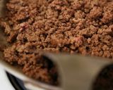 A picture of step 1 of Creamy mince meat.