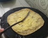A picture of step 1 of Chicken egg paratha.