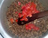 A picture of step 5 of Crunchy stuffed arrow roots with minced meat sauce.