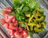 Hình bước làm 1 của món Salad rau củ bánh mì giòn