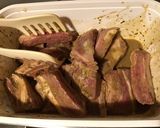 Une image de l'étape 6 de Travers de porc grillés marinés aux six parfums.