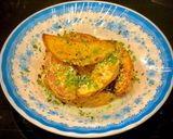 Hình bước làm 4 của món Khoai Tây Nướng Tỏi Rắc Phô Mai Parmesan