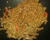 Foto langkah ke 5 dari resep Orek Tempe Udang Rebon.
