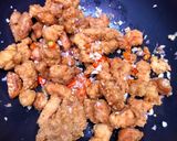 Foto langkah ke 5 dari resep Ayam Cabe Garam 🍗🌶️.