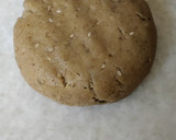 गेहूं आटे की मीठी मठरी (wheat flour sweet mathri recipe in Hindi) रेसिपी चरण 2 फोटो