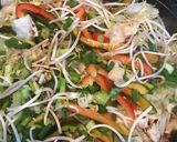 Foto del paso 4 de la receta: Saltado de verduras oriental con pollo