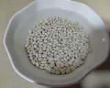 Foto del paso 2 de la receta Potaje de alubias arroceras con costilla