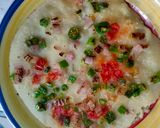 A picture of step 6 of Uttapam made of rava / sooji.