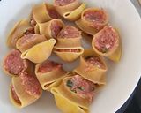 Foto del paso 2 de la receta: 2 recetas en 1. Galets y albóndigas en salsa