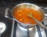 A picture of step 2 of Muttor butter panner masala.