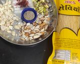 સેવૈયા ખીર (Sevaiya Kheer Recipe In Gujarati) રેસીપી સ્ટેપ1ફોટો