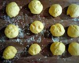 Foto langkah ke 7 dari resep Lazy Donuts ala Chef Muhammad.