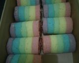 Foto langkah ke 4 dari resep Mini Roll Rainbow #bikinramadanberkesan 02.