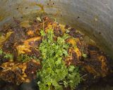 صورة لخطوة 7 من وصفة مجبوس دجاج أحمر ولا أروع 👌Chicken Kabsa.