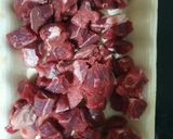 Hình bước làm 1 của món Bò lúc lắc ngũ sắc