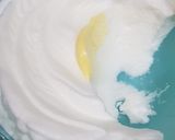 Foto langkah ke 4 dari resep Lapis Legit Pelangi.