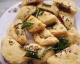 A picture of step 5 of Bread besan dhokla Sandwich.