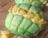Foto langkah ke 8 dari resep Melon Pan Es Teler.