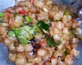 Foto langkah ke 5 dari resep 42. Oseng kikil bumbu kecap ala Warteg.
