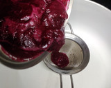 பீட்ரூட் மைசூர் பாக் (Beetroot Mysore Pak recipe in tamil) ரெசிபி ஸ்டேப் 3 புகைப்படம்