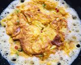 รูปขั้นตอนการทำที่ 2 ของ ไข่เจียวซูกินีเหลือง