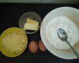 Foto langkah ke 1 dari resep Telur gabus keju bintik.