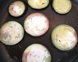 Foto del paso 2 de la receta: Coca de berenjena y sobrasada 🍆🍕