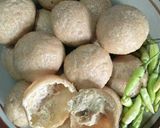Foto langkah ke 5 dari resep Tahu bulat.