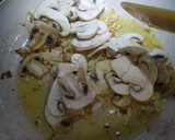 Foto del paso 2 de la receta: Revuelto de alcachofas con champiñón y bacon ahumado