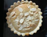A picture of step 4 of Maids of honour tarts.