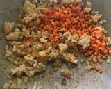 Foto langkah ke 3 dari resep Muffin Bihun Isi Ayam.