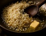 Foto del passaggio 2 della ricetta Risotto alle Mele del Trentino (Ricetta Originale by Me)