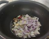 લહસૂની પાલક ખીચડી (Lahsuni Palak Khichadi Recipe In Gujarati) રેસીપી સ્ટેપ2ફોટો