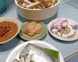 รูปขั้นตอนการทำที่ 1 ของ แกงกะทิสายบัวปลาทู