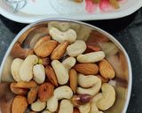 A picture of step 1 of Jaggery Halwa.