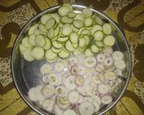 મેયોનીઝ ગ્રીલ સેન્ડવીચ (Mayonnies Grill Sandwich Recipe In Gujarati) રેસીપી સ્ટેપ1ફોટો
